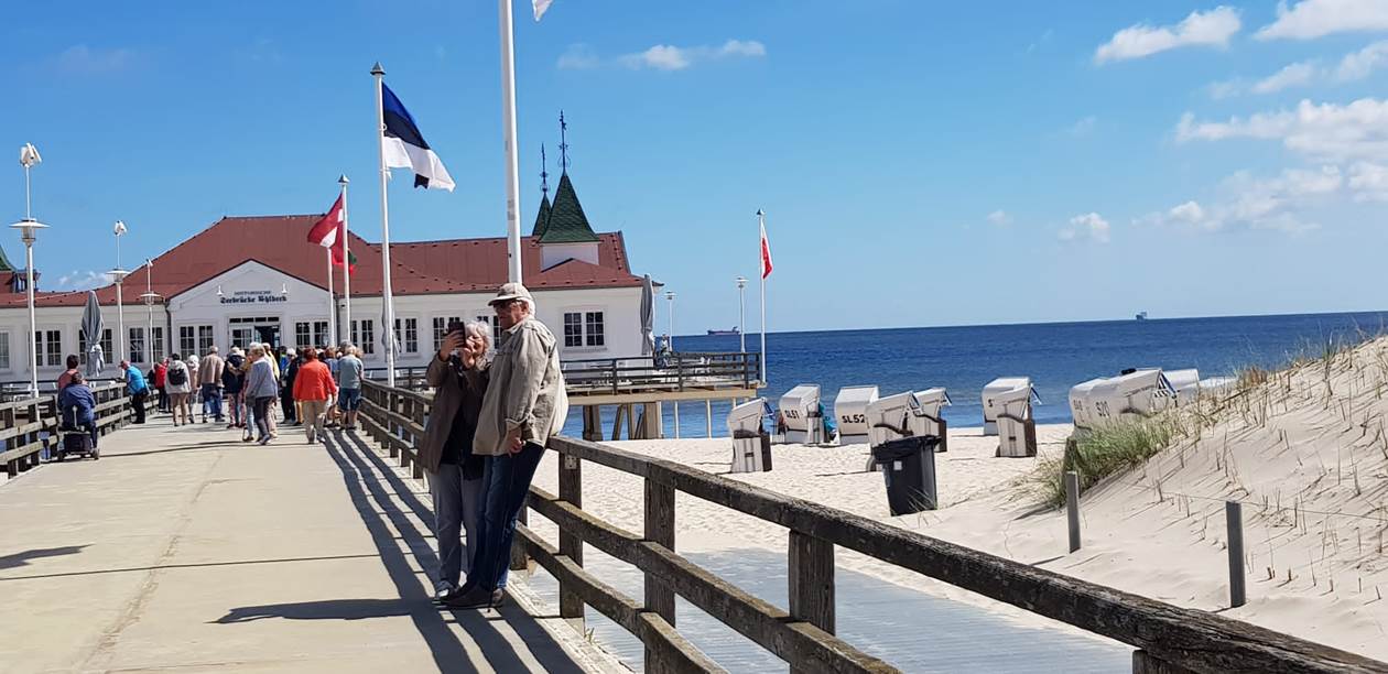 Ein Bild, das drauen, Himmel, Wasser, Strand enthlt.

Automatisch generierte Beschreibung